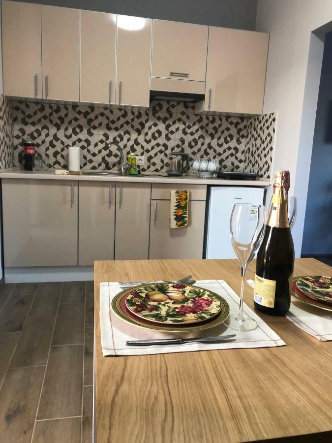 Reef Apartments Одеса Екстериор снимка